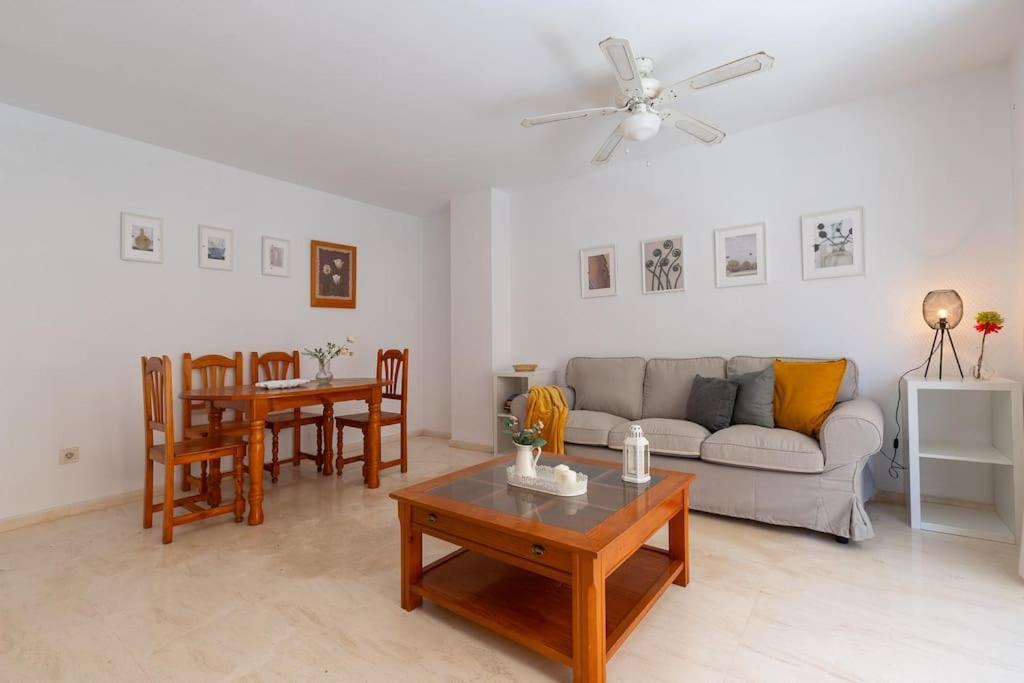 Apartamento Fuengirola Beach公寓 外观 照片